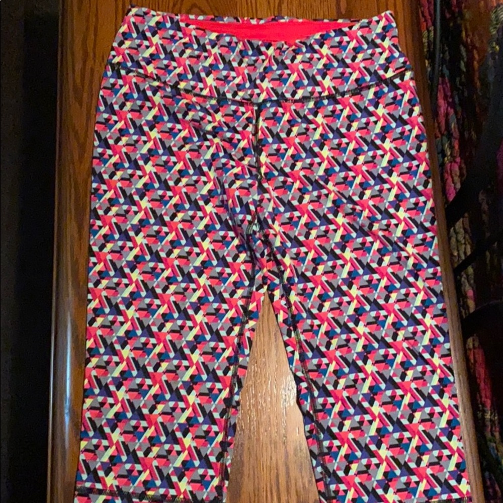 Victoria’s Secret workout tights Capri style